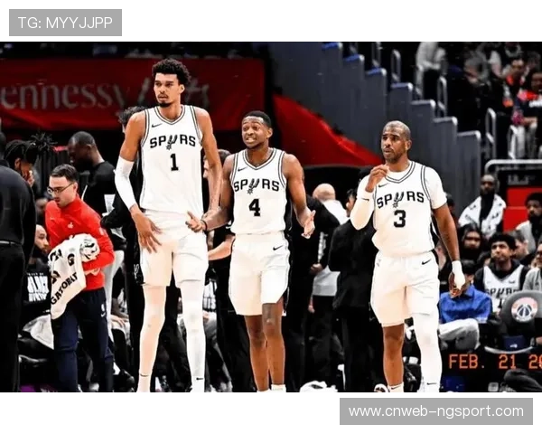 马刺大胜奇才25分豪取6连胜，福克斯27+7+6率队升至西部第二